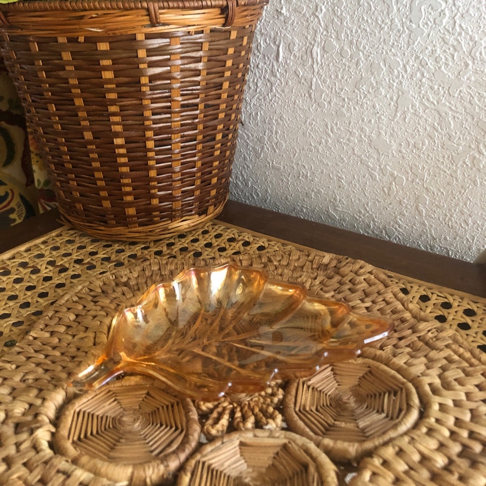 Vintage Marigold Orange Carnival Glass Leaf Shape Trinket Dish Circa 60s--50s - Picture 3 of 10